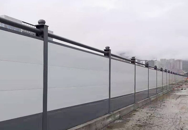 地鐵三號(hào)線(xiàn)新生 2.jpg